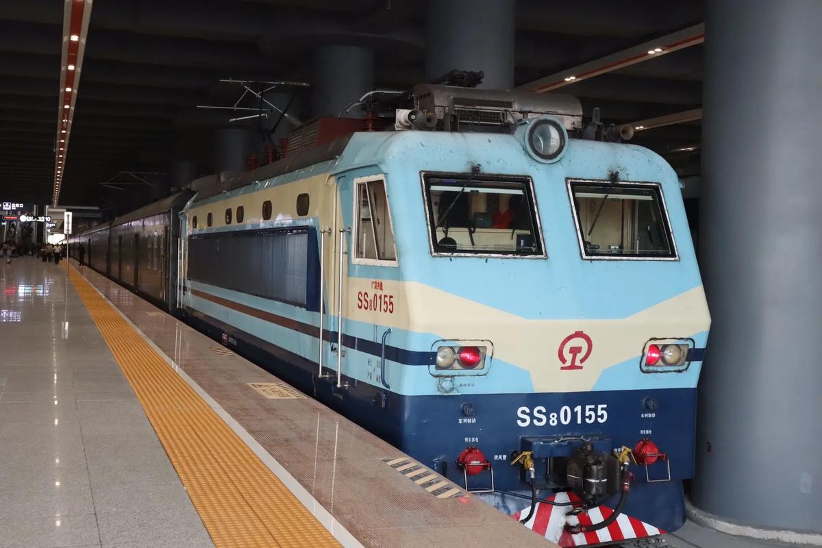 火测米闪击K528与Z501 中国铁路专用测量的精准实践